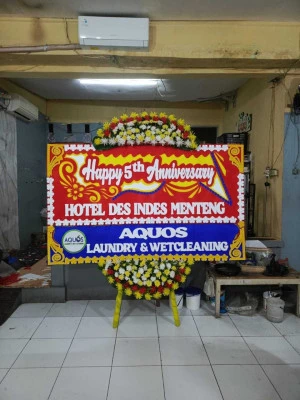 Papan Bunga di Serua Indah