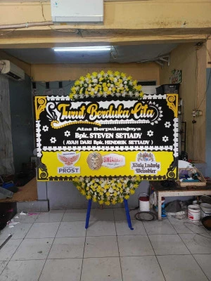 Papan Bunga di Serua Indah